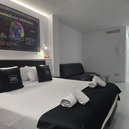 Urban Spaces Ibiza Luaran gambar