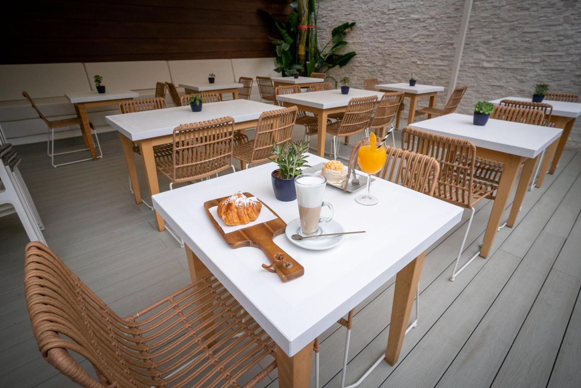 Urban Spaces Ibiza Luaran gambar
